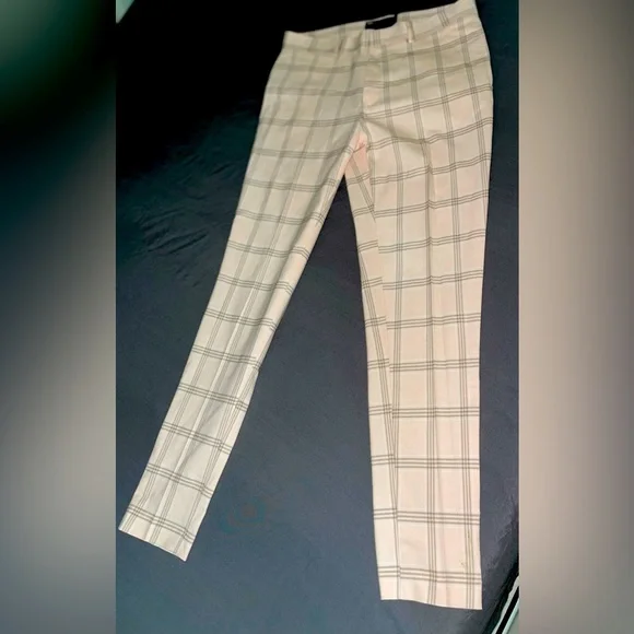 Formal Pants Wear - Picture 1 of 2
